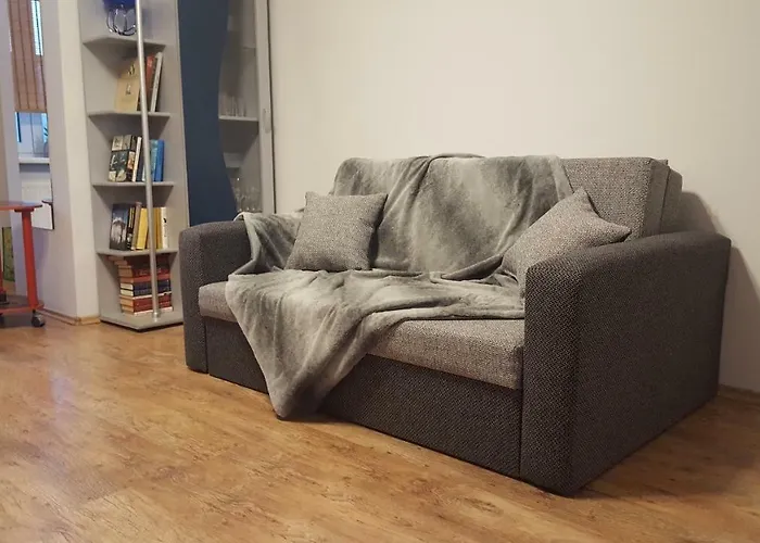 Flat In Front Of Station Apartment *